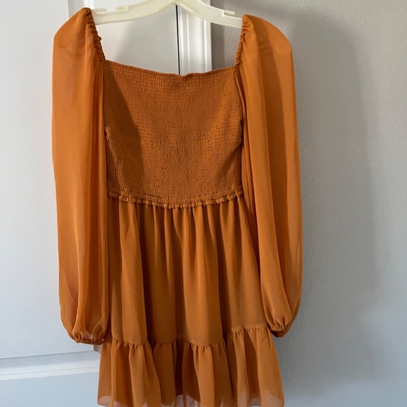 Aritzia Wilfred Tempest Dress - Picture 2 of 3